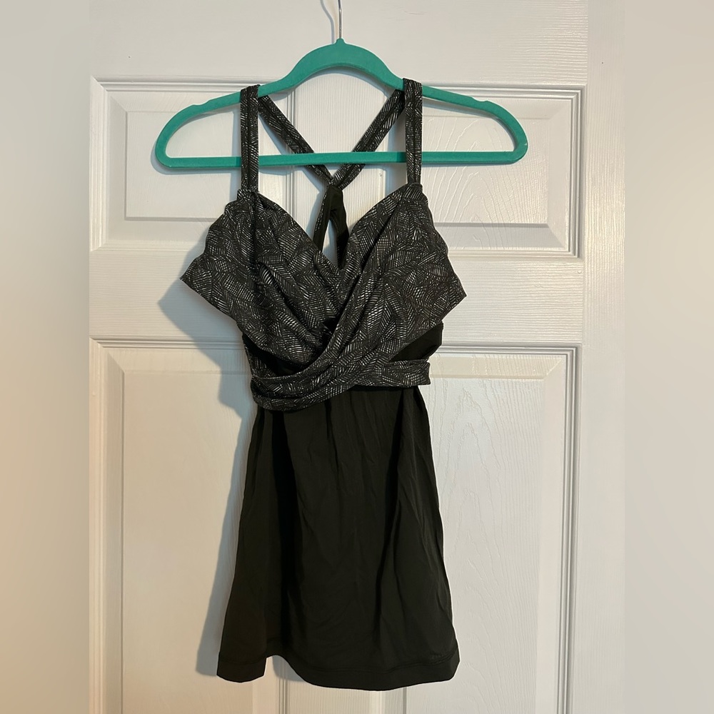 lululemon athletica Women’s Palm Print Criss Cross Athletic Tank Top Sz 12